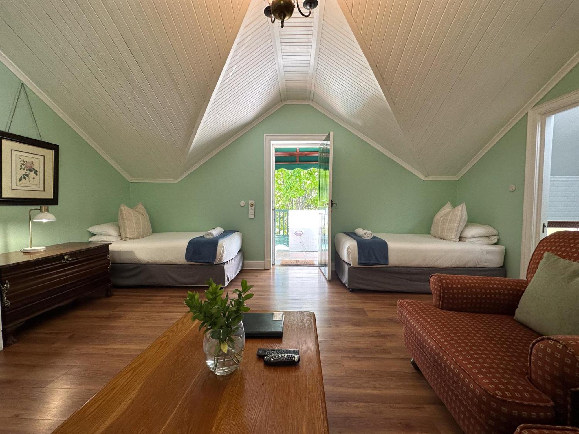 Knorhoek Country Guesthouse Стеленбош Екстериор снимка